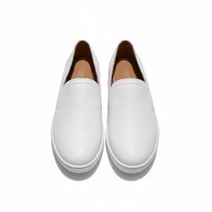 New in Box Sun + Stone Girls Mariam Slip On Sneakers Casual Spring Summer Resort